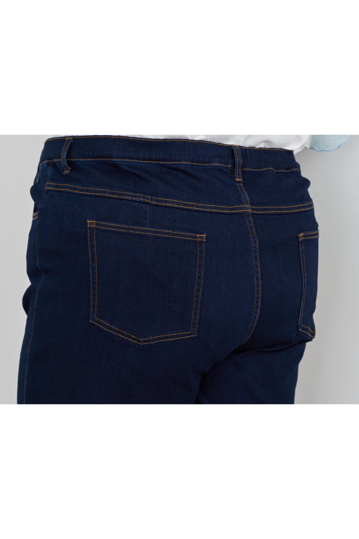 ストレッチデニムパンツ